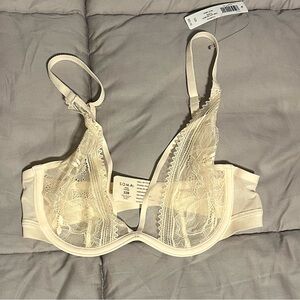 Soma Cream Lace Underwire Bra